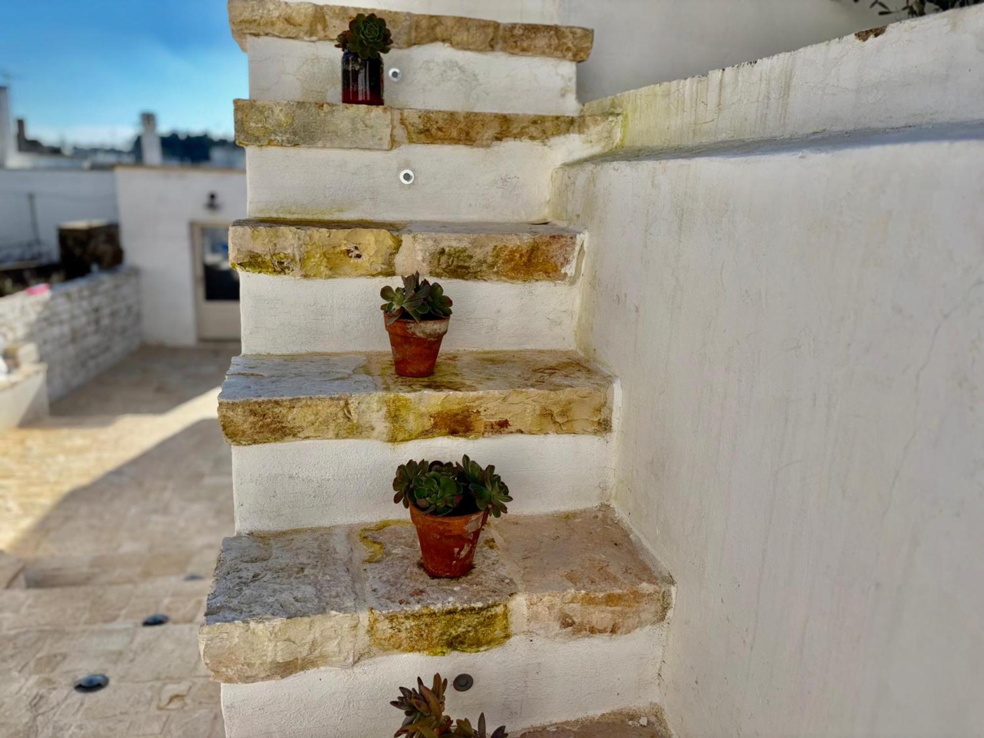 Trulli Lithos Guest house