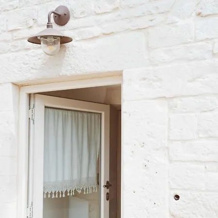 Trulli Lithos Suite Alberobello Exterior photo